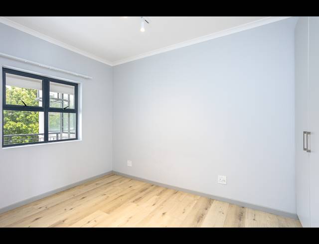 2 BEDROOM APARTMENT FOR SALE IN WYNBERG UPPER